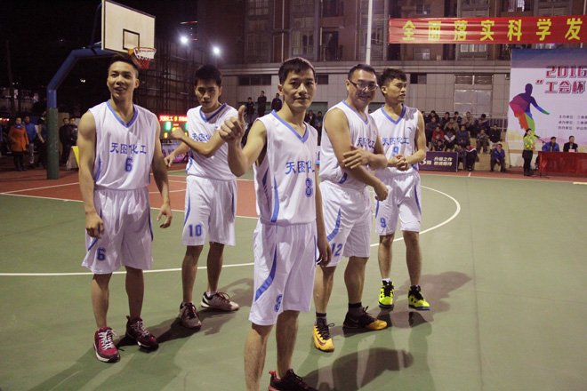 1460793193_13.jpg